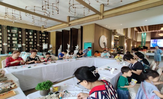 4.南山书院营销中心发展“五彩端午 ‘香’约南山”端午节主题活动_副本.jpg